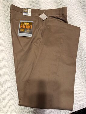 Cherokee Brown Men's Flat-Front Chinos